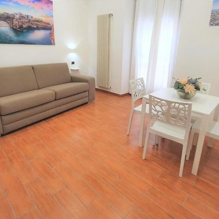 Dimora Donna Vittoria - Bari Vecchia Apartamento Exterior foto