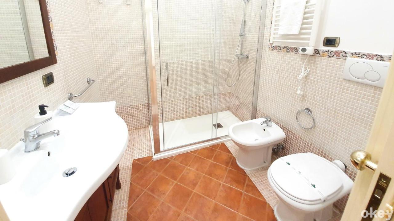 Dimora Donna Vittoria - Bari Vecchia Apartamento Exterior foto