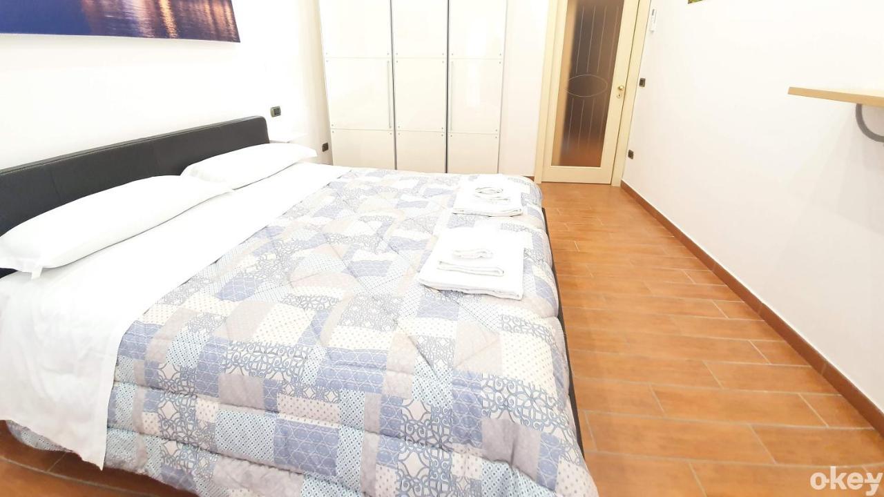 Dimora Donna Vittoria - Bari Vecchia Apartamento Exterior foto