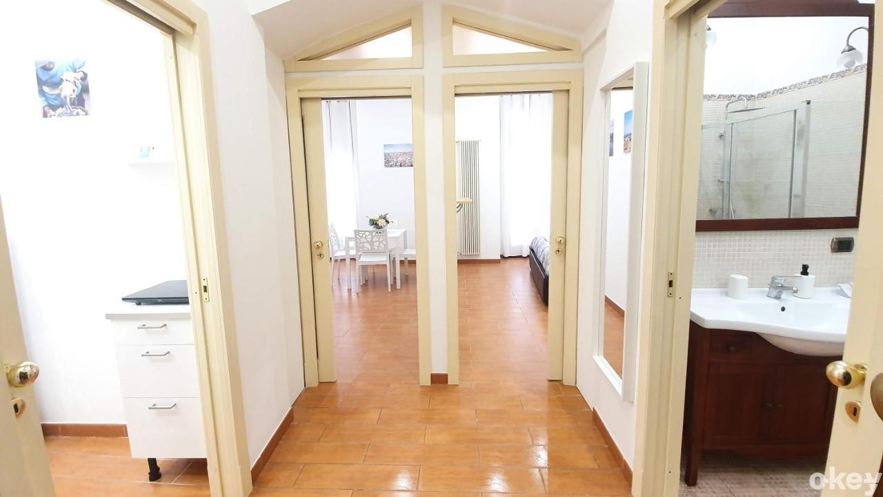 Dimora Donna Vittoria - Bari Vecchia Apartamento Exterior foto