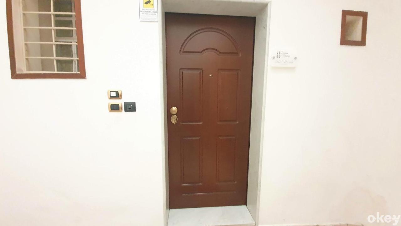 Dimora Donna Vittoria - Bari Vecchia Apartamento Exterior foto